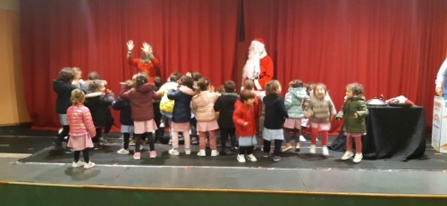 Babbo Natale alle Scuole Pie.Spettacolo e Magia per i nostri alunni della Scuola dell'Infanzia e Prima Primaria