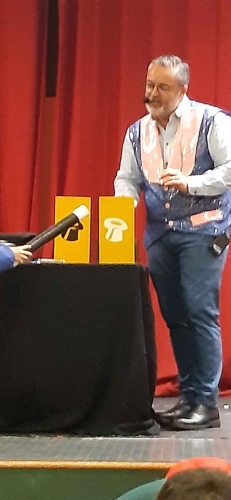 Babbo Natale alle Scuole Pie.Spettacolo e Magia per i nostri alunni della Scuola dell'Infanzia e Prima Primaria