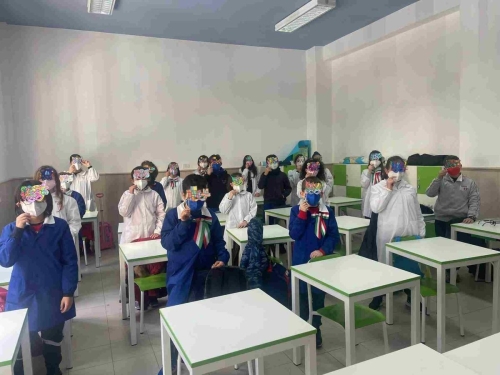 La classe 5ª celebra il carnevale così
