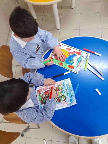 Laboratorio pomeridiano di coloritura