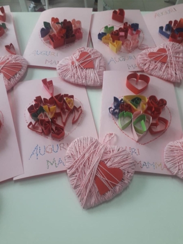 Un filo che ci tiene uniti per sempre - Prima Primaria