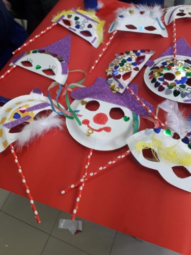 Le nostre maschere di Carnevale Classe Prima Primaria 