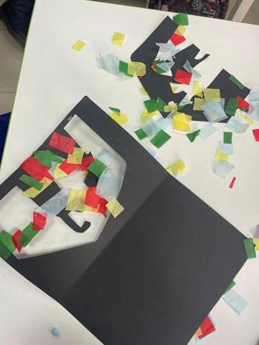 Quinta Primaria - La letterina di Natale: Il presepe con effetto Vetrofania 