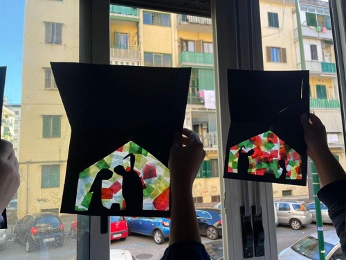 Quinta Primaria - La letterina di Natale: Il presepe con effetto Vetrofania 