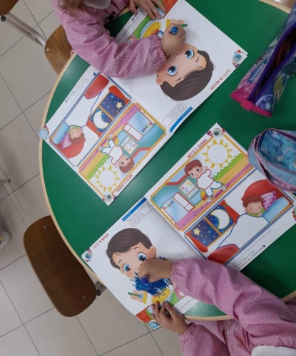 I fanciulli dell'infanzia: Laboratorio di creatività 