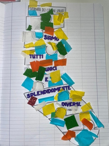 Classe Prima Primaria: "la giornata dei calzini spaiati"