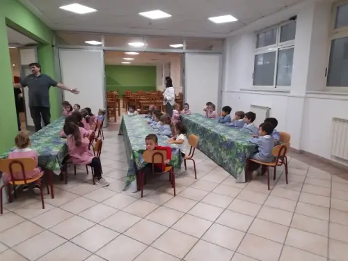 I nonni hanno trascorso una giornata insieme ai loro nipoti 