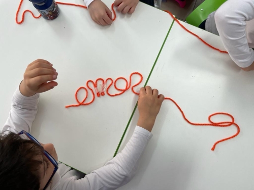 Didattica laboratoriale classe Prima Primaria: il corsivo