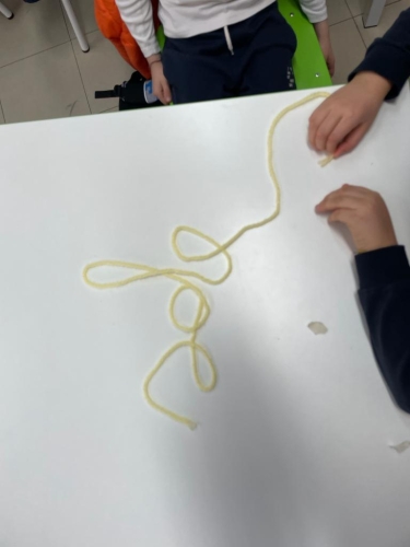 Didattica laboratoriale classe Prima Primaria: il corsivo