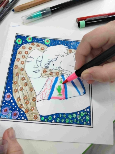 Tra le braccia quinta primariafesta della mamma 2023