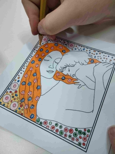 Tra le braccia quinta primariafesta della mamma 2023