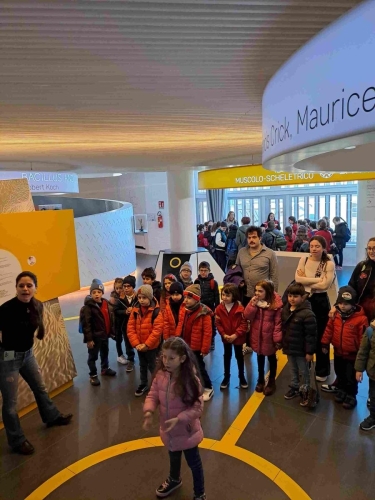 Città della Scienza e passeggiata sul pontile di bagnoli - Scuola Primaria