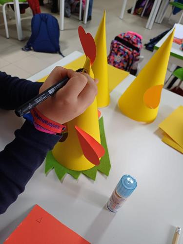 Buona Pasqua con gallina e pulcino - scuola primaria