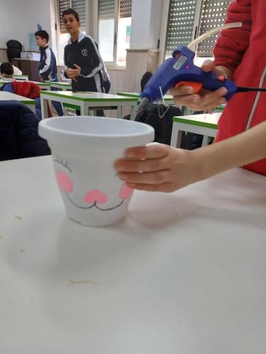 Buona Pasqua con il vaso coniglietto - Prima Primaria