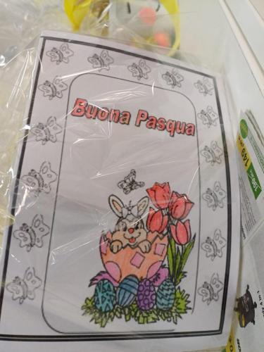Buona Pasqua con il vaso coniglietto - Prima Primaria