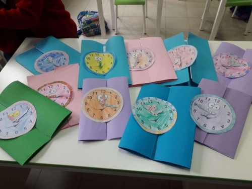 Impariamo l'orologio con il nostro LAPBOOK - seconda primaria