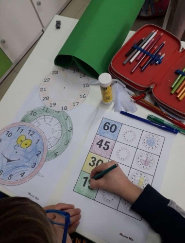 Impariamo l'orologio con il nostro LAPBOOK - seconda primaria