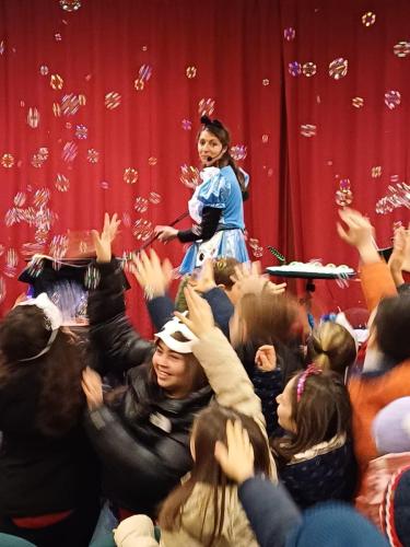 Spettacolo alle Scuola Pie Napoletane: la "magia" delle bolle