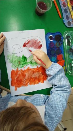 I piccoli della scuola dell'infanzia: creatività - ci prepariamo a vivere il carnevale 